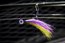 VMC Moontail Jigs Red Tail Chub 10,5gJigghoder Utstyrt Med Bucktail Og Flash -Jiggar & softbaits säljbutik al linder 30a8840.640 3